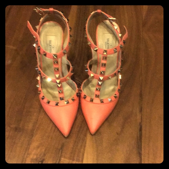 Valentino stud shoes - Picture 1 of 2